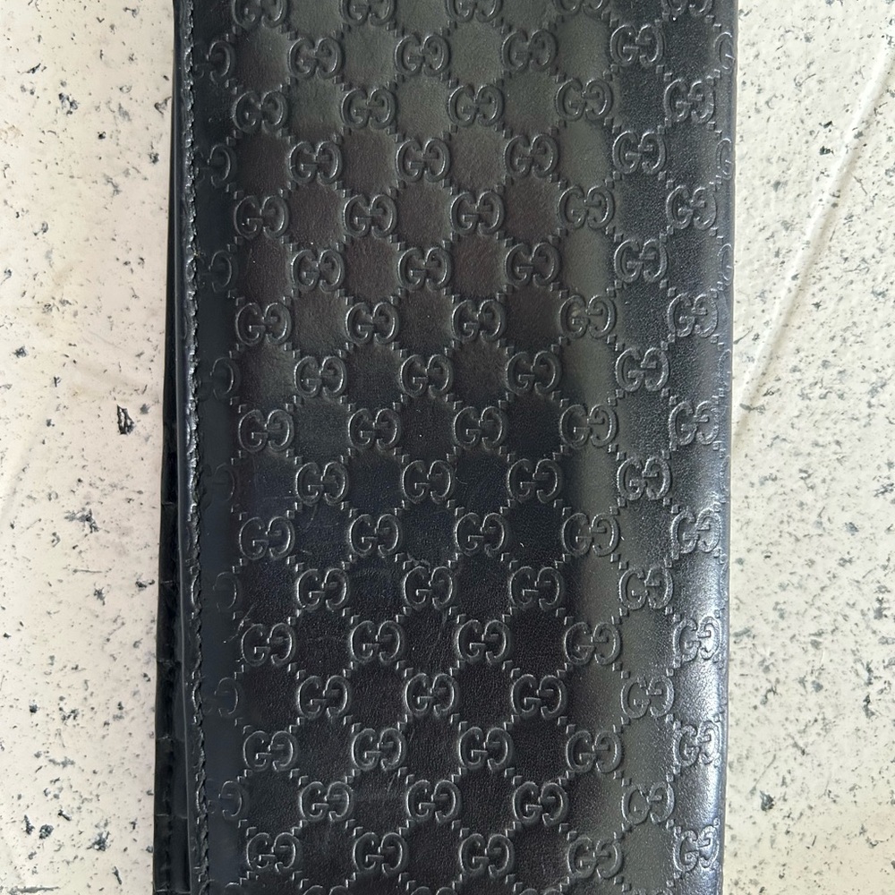 Gucci Black Embossed Wallet Long